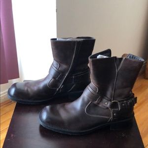 Men’s Brown Leather Boot